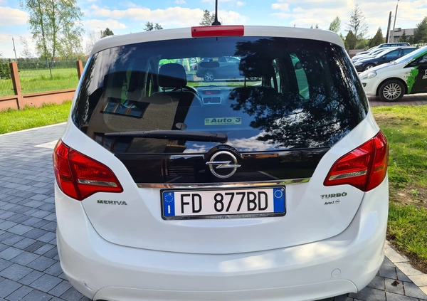 Opel Meriva cena 19900 przebieg: 197654, rok produkcji 2011 z Poręba małe 154